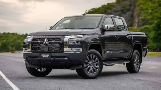 MITSUBISHI TRITON 2.4 BITURBO DIESEL CD GLS 4X4 AUTOMÁTICO MITSUBISHI TRITON 2.4 BITURBO DIESEL CD GLS 4X4 AUTOMÁTICO
